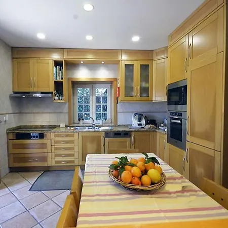 Superb - 4 Bedrooms - Borral - Stunning Countryside Views - Infinity Pool Villa Ponte de Lima